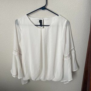 A. Byer White Bell Sleeve Chiffon Office Blouse